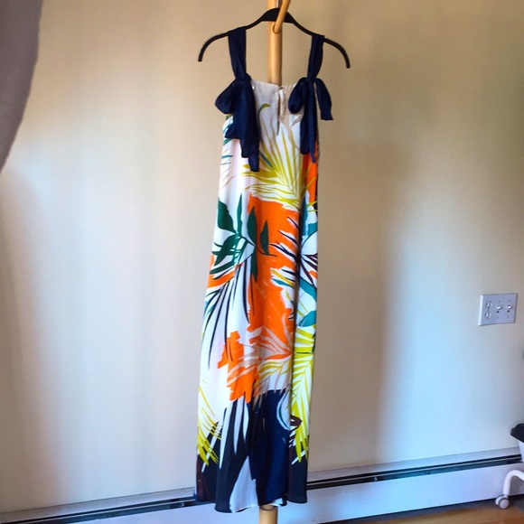 ✨HOST PICK✨ Floral Maxi Spring/Summer Dress - Picture 4 of 13